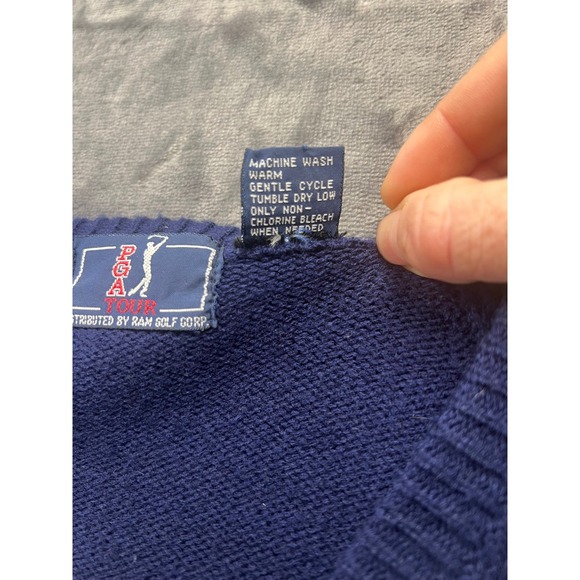 PGA Tour V Neck Sweater Mens XL Navy Yellow Golf Embroidered Logo Acrylic - Picture 8 of 8